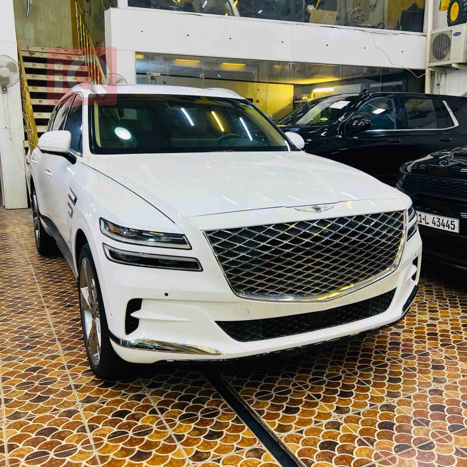جێنسس GV80